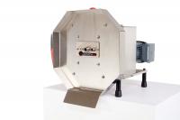 Centurion cannabis and hemp bucking machine